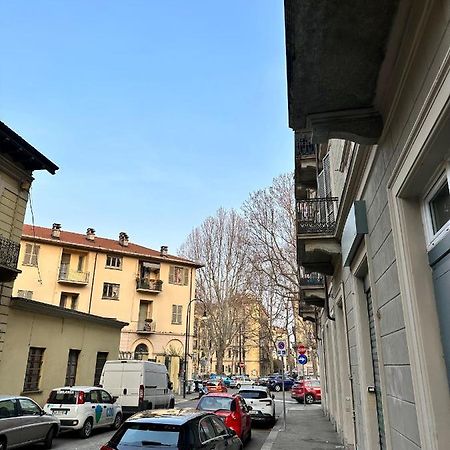 Casa Santa Chiara - Vicino Porta Susa F.S. Турин Экстерьер фото