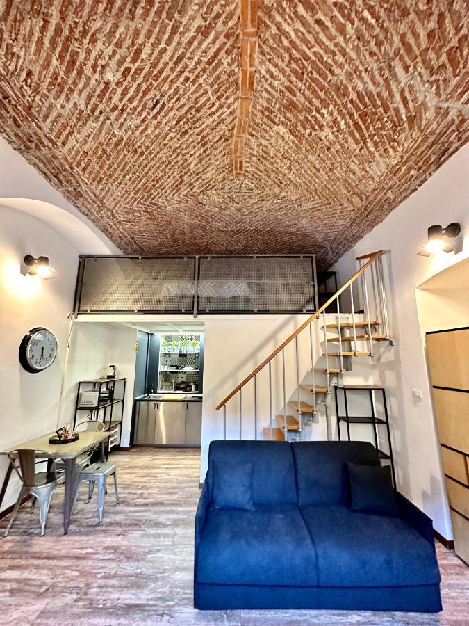 Casa Santa Chiara - Vicino Porta Susa F.S. Турин Экстерьер фото