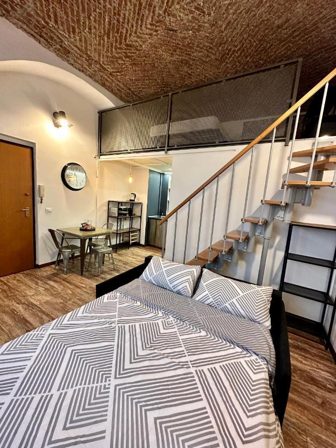 Casa Santa Chiara - Vicino Porta Susa F.S. Турин Экстерьер фото